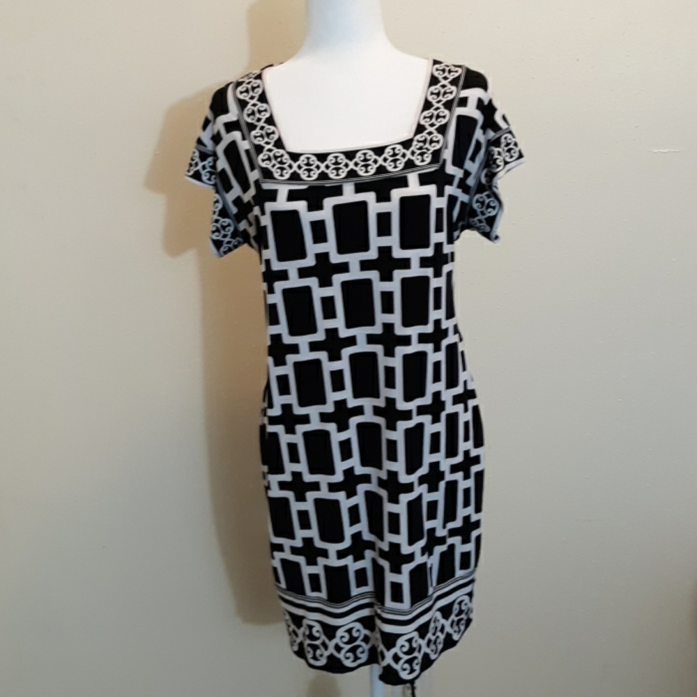 White House Black Market white & black Dress